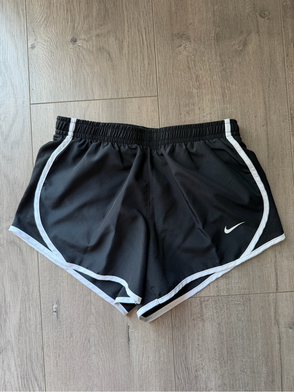 Nike Little Kids' Dri-FIT Tempo Shorts - size small - black/white